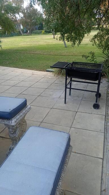 Pecanwood Estate Cosy 3 Bedroom Villa With Pool Hartbeespoort Exterior photo