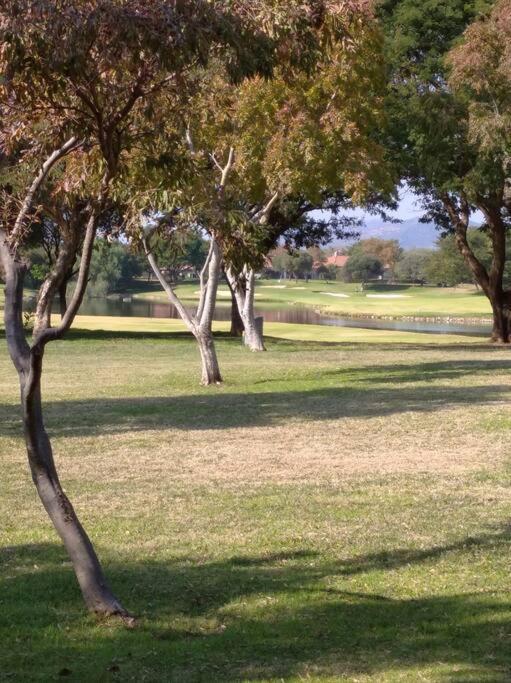 Pecanwood Estate Cosy 3 Bedroom Villa With Pool Hartbeespoort Exterior photo