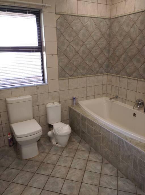 Pecanwood Estate Cosy 3 Bedroom Villa With Pool Hartbeespoort Exterior photo