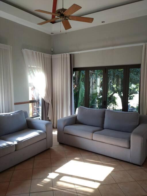 Pecanwood Estate Cosy 3 Bedroom Villa With Pool Hartbeespoort Exterior photo